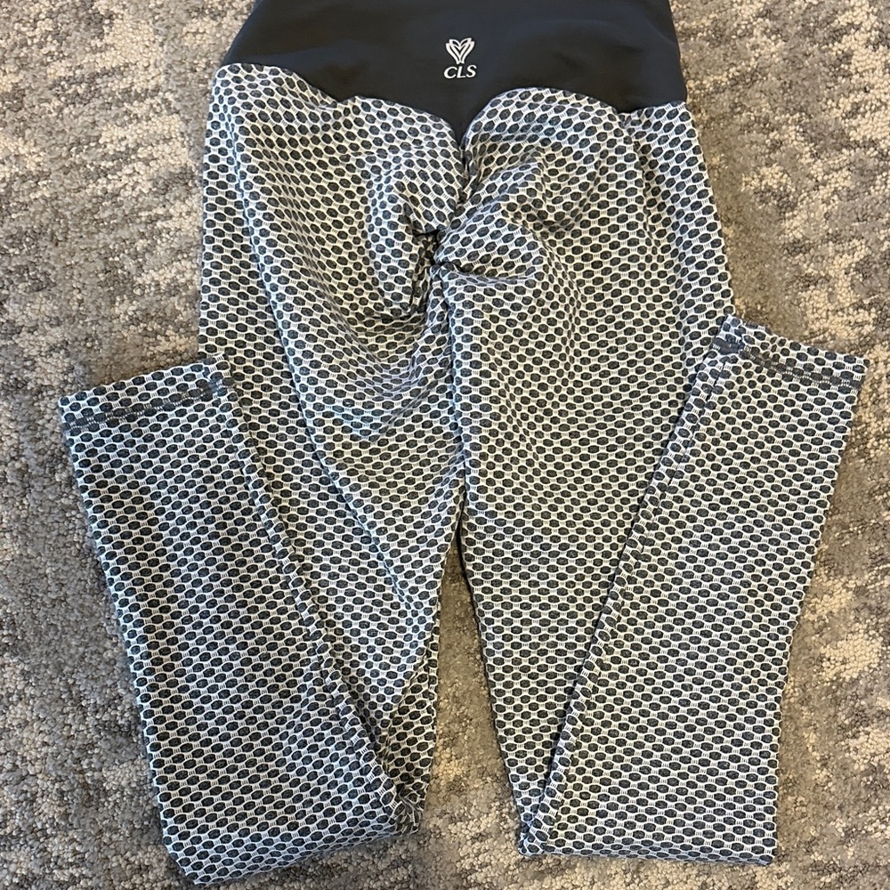 CLS Black and White Patterned Leggings